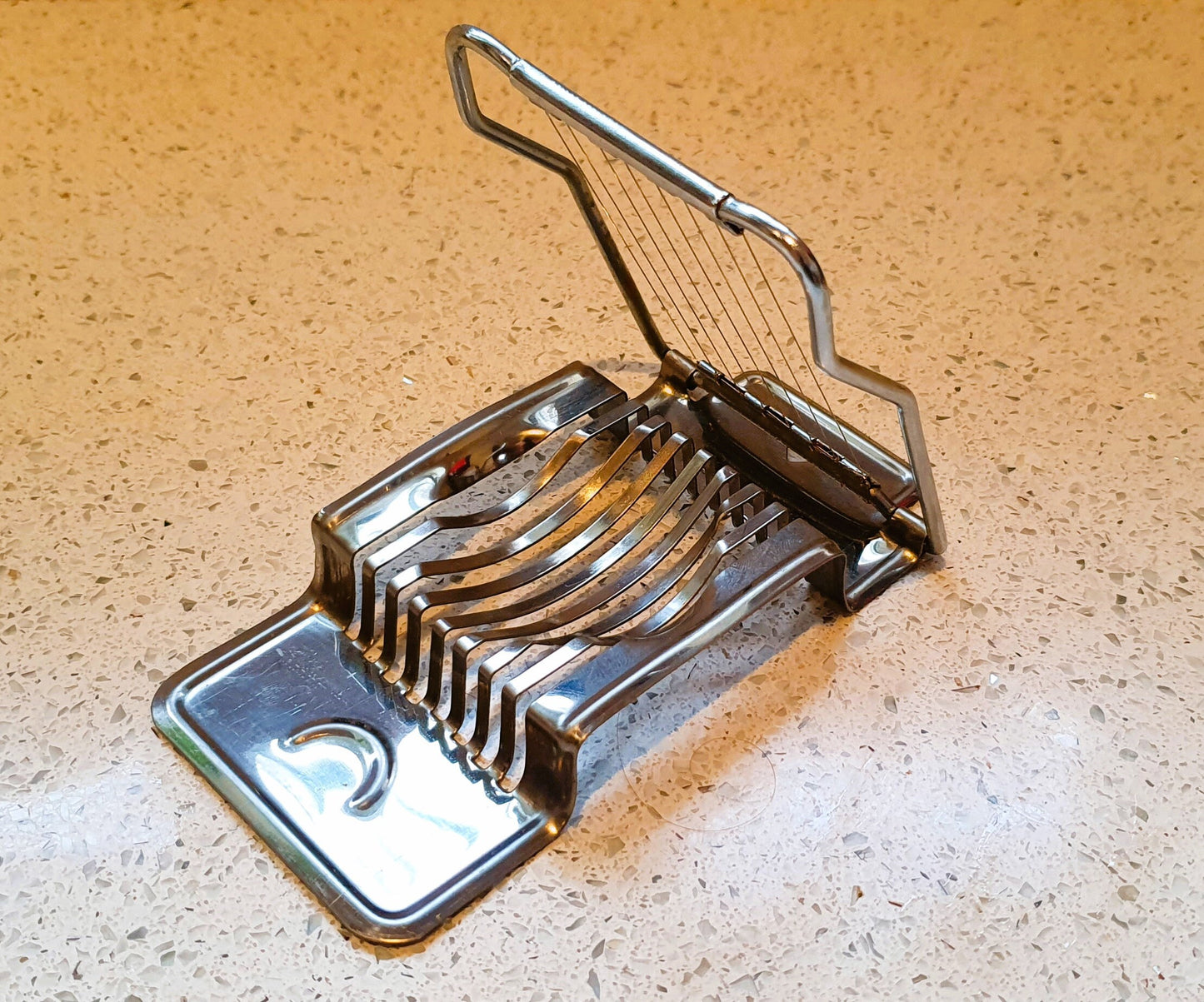 Vintage Egg Slicer, Kitchenalia, Vintage