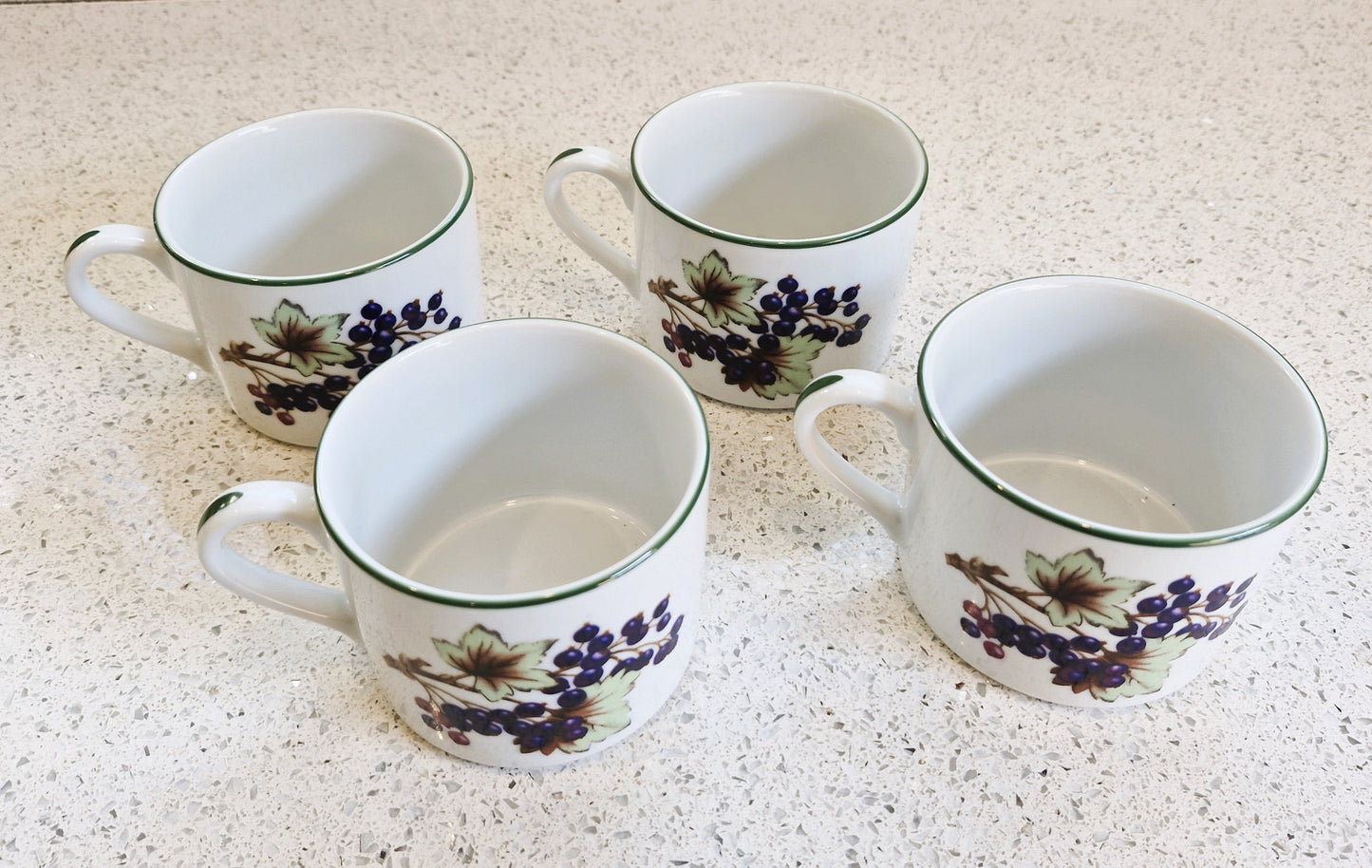 Vintage Royal Worcester Evesham Vale Coffee Mugs - Set of 4 Fruit Tea Cups, Coffee Cups