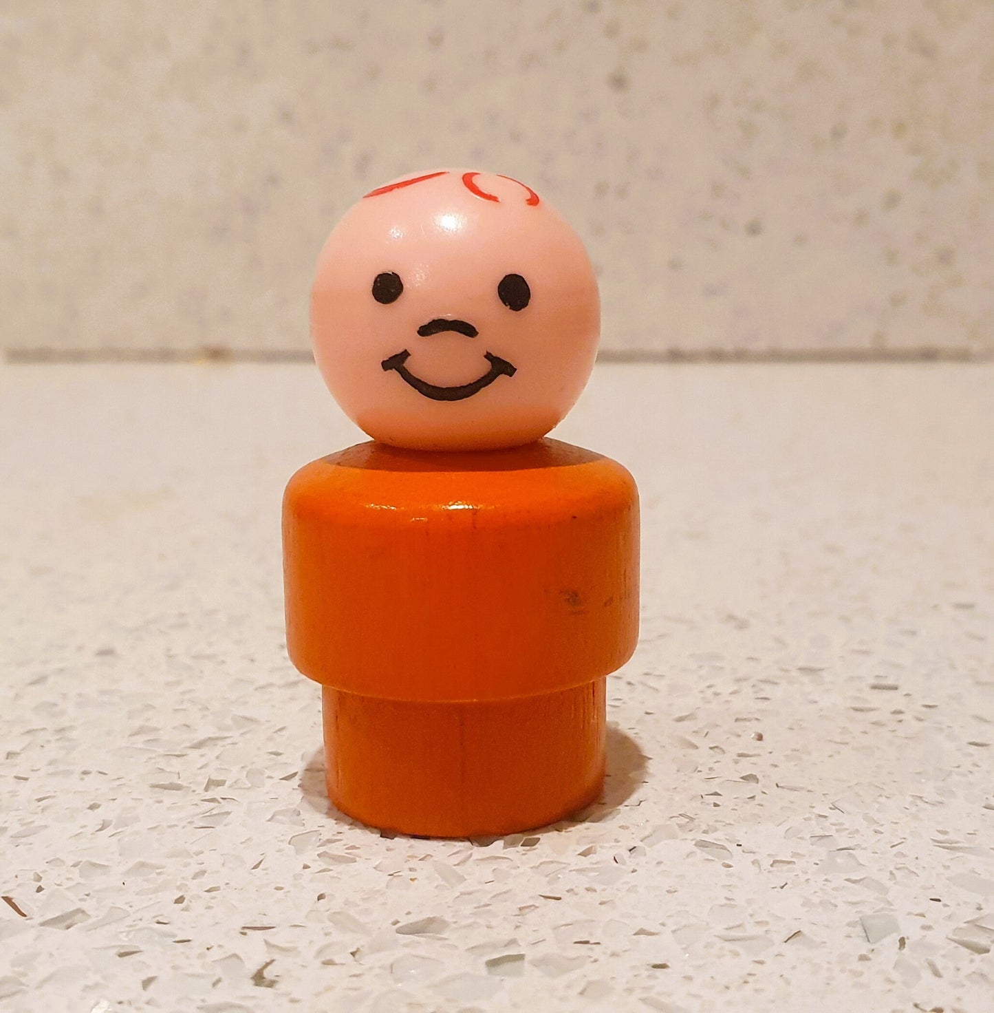 Fisher-Price kleine Leute Holzfigur, Orange Kleinkind, Orange Junge, Vintage Fisher Price