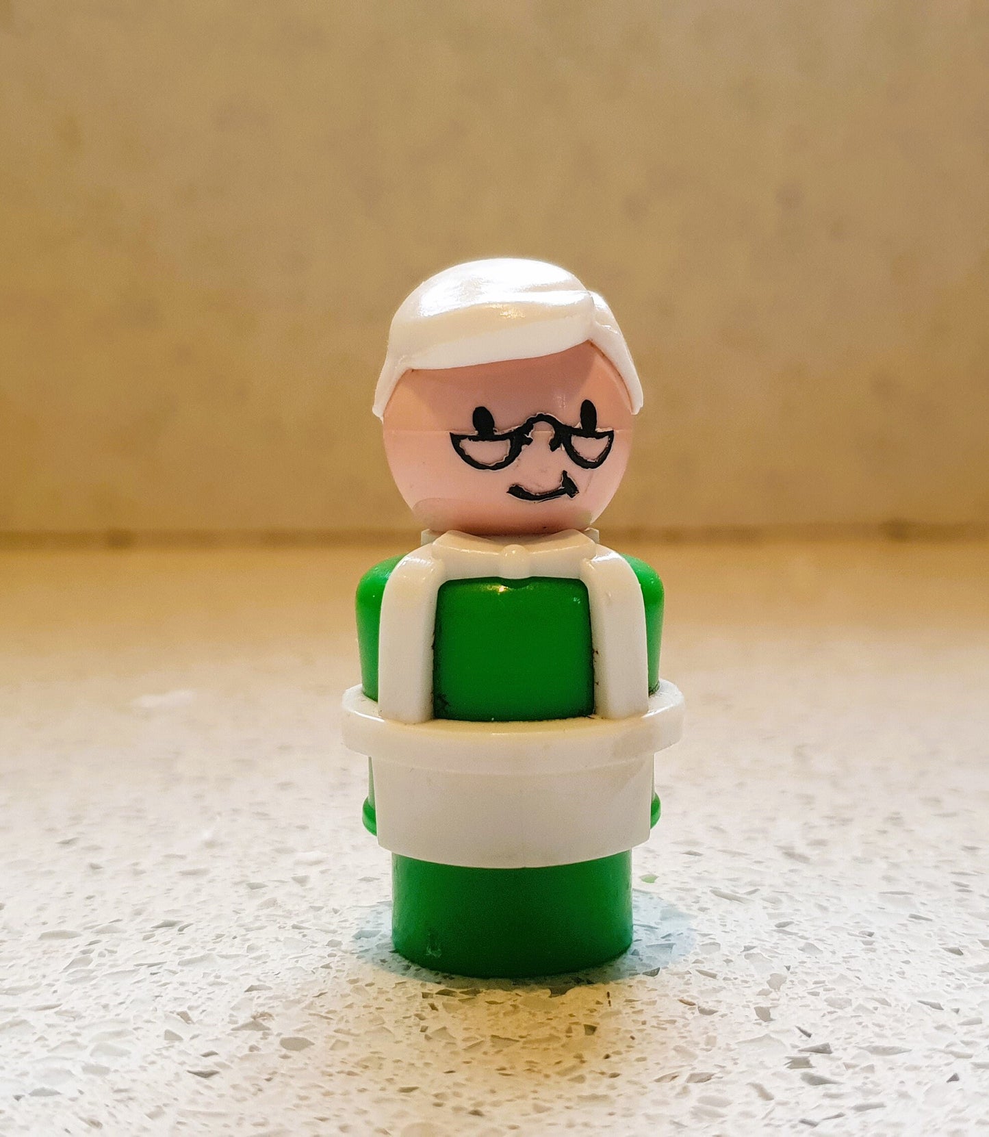 Vintage, Fisher-Price Little People Grandma, Fisher Price little people grandma