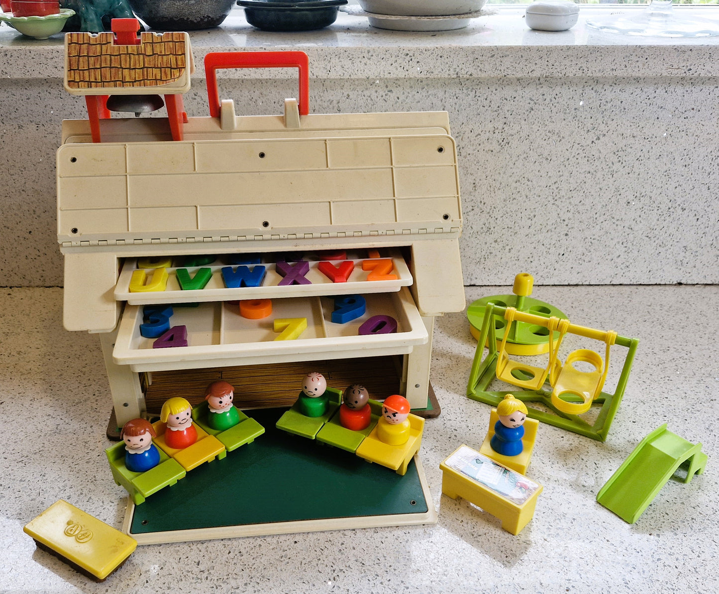 Fisher-Price  Play Family School,  Fisher Price School House, COMPLETE, Fisher-Price Little People, 70s, Fisher-Price