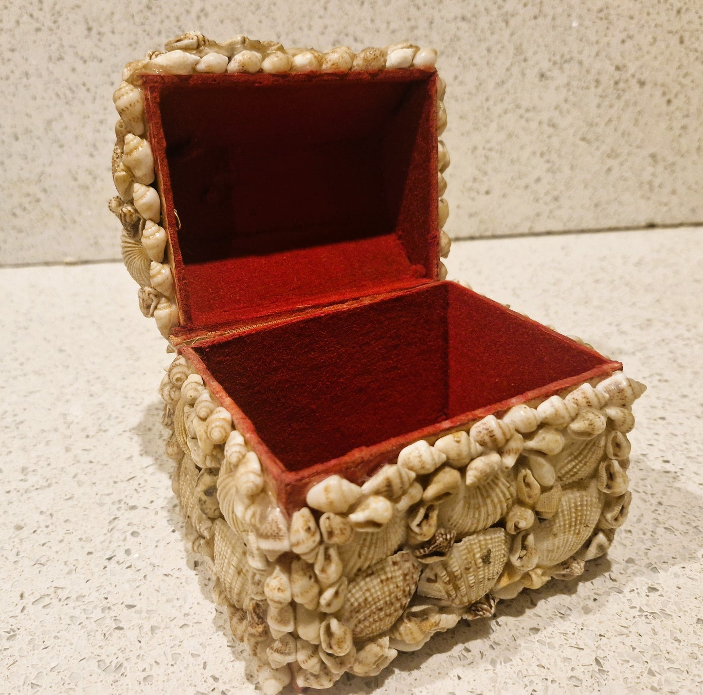 Shell Covered Jewellery Box, Vintage Sea Shell Box, Shell Trinket Box, Sea Shells,