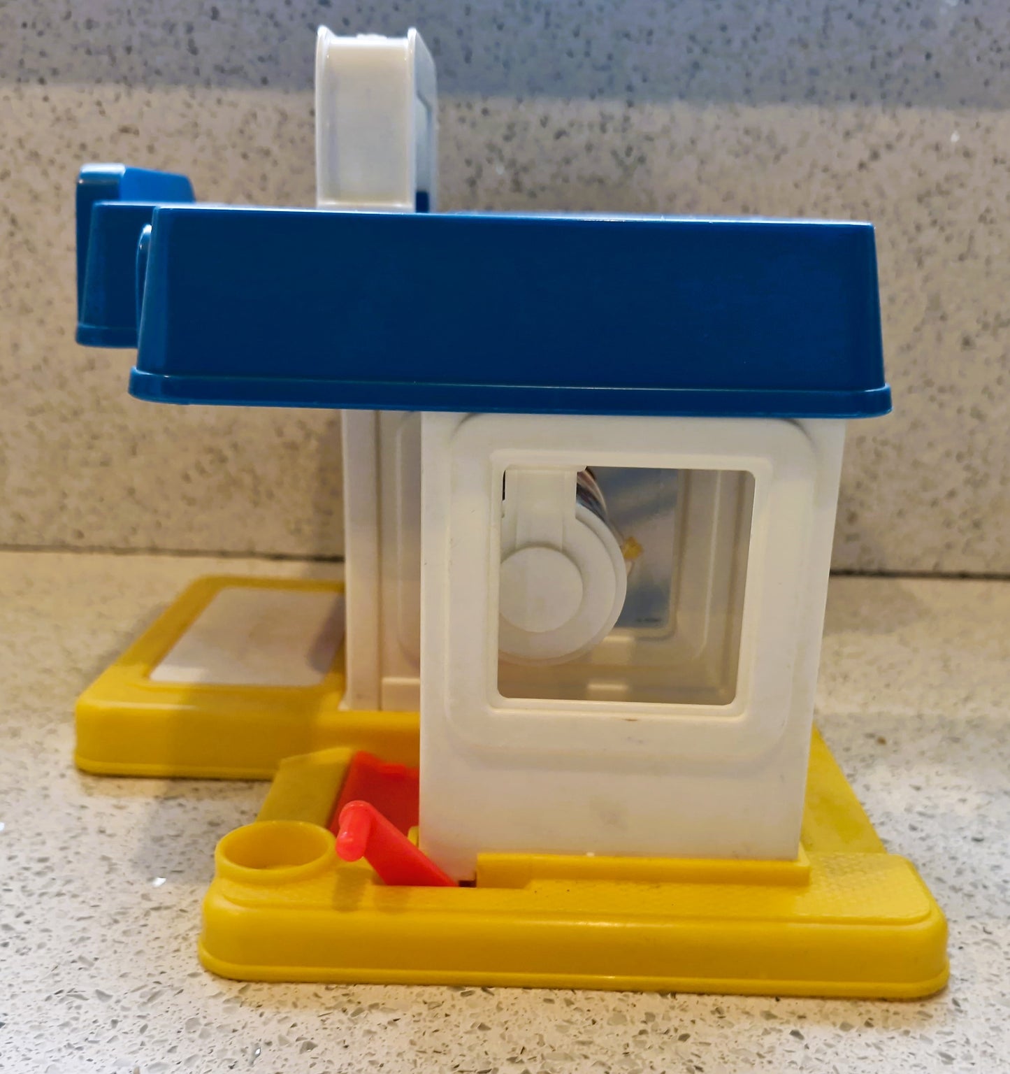 Fisher-Price Little Mart Petrol Station, Fisher Price Little People Little Mart #2580, Fisher Price Little Mart