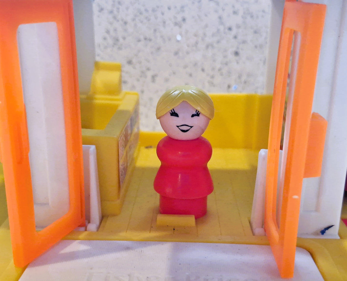 Fisher-Price Little Mart Petrol Station, Fisher Price Little People Little Mart #2580, Fisher Price Little Mart