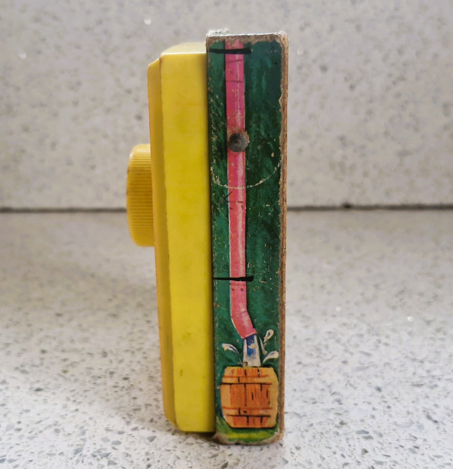 70s, Fisher-Price Radio, Raindrops keep falling on my head, Fisher Price wind up radio, Fisher Price radio, Fisher Price Music Box