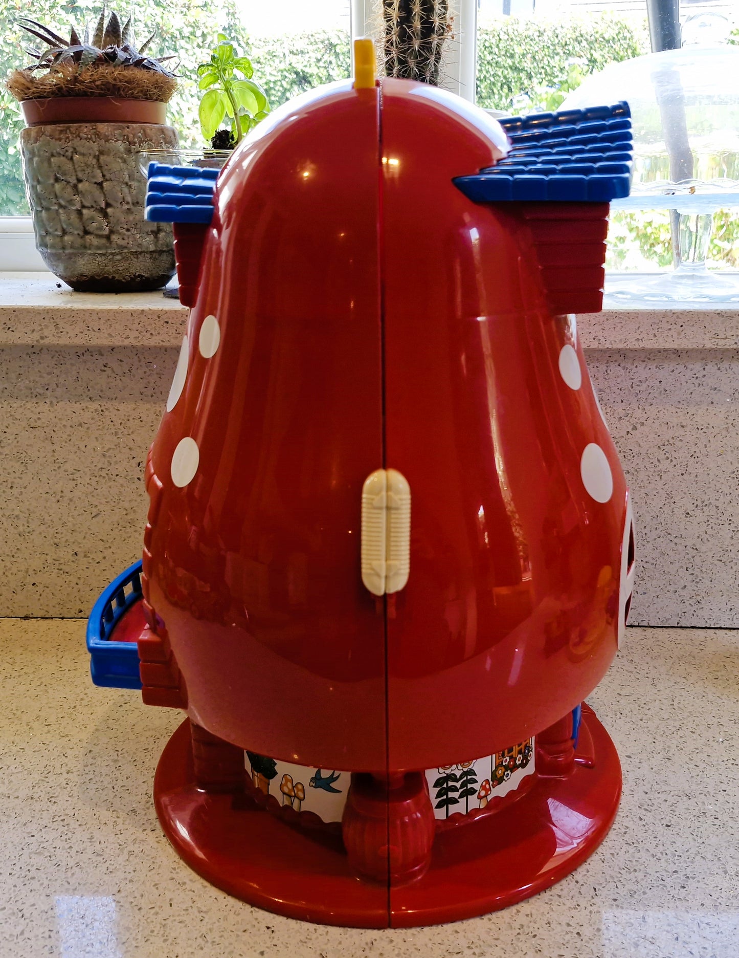 Vintage Matchbox Mushroom Playhouse: RARE Complete Boxed Set