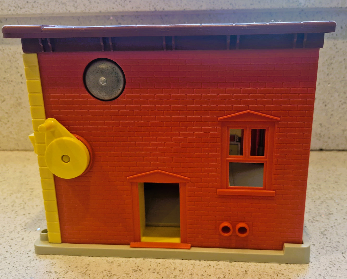 Fisher-Price Play Family Fire Station, Fisher Price Fire Station,  Fisher Price little people Fire Station, Boxed, Complete