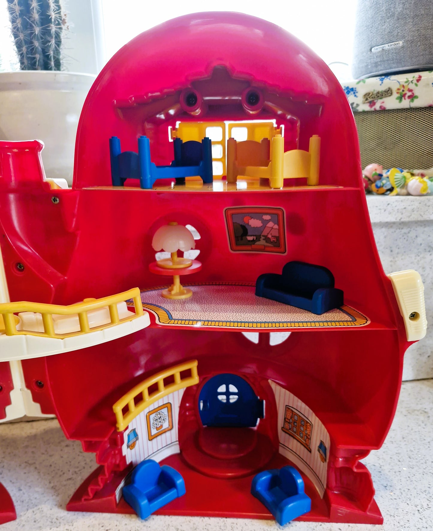 Vintage Matchbox Mushroom Playhouse: RARE Complete Bo