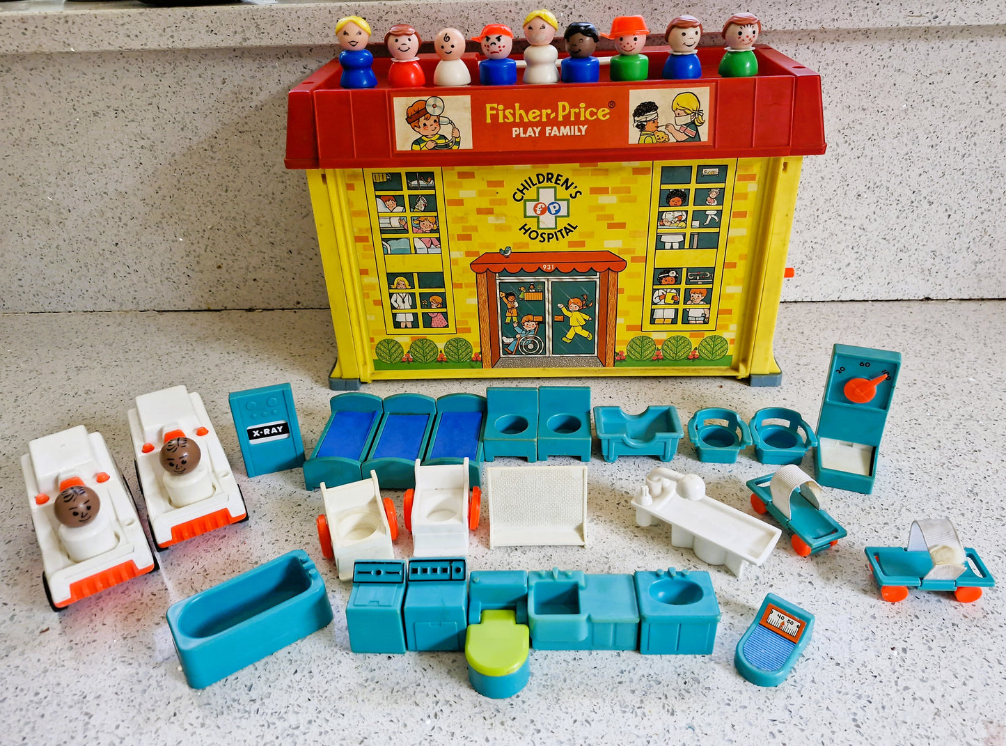 Fisher-Price Children's Hospital, Fisher Price Play Family Children’s Hospital, Fisher Price Hospital, Play Family, Fisher Price, Little People