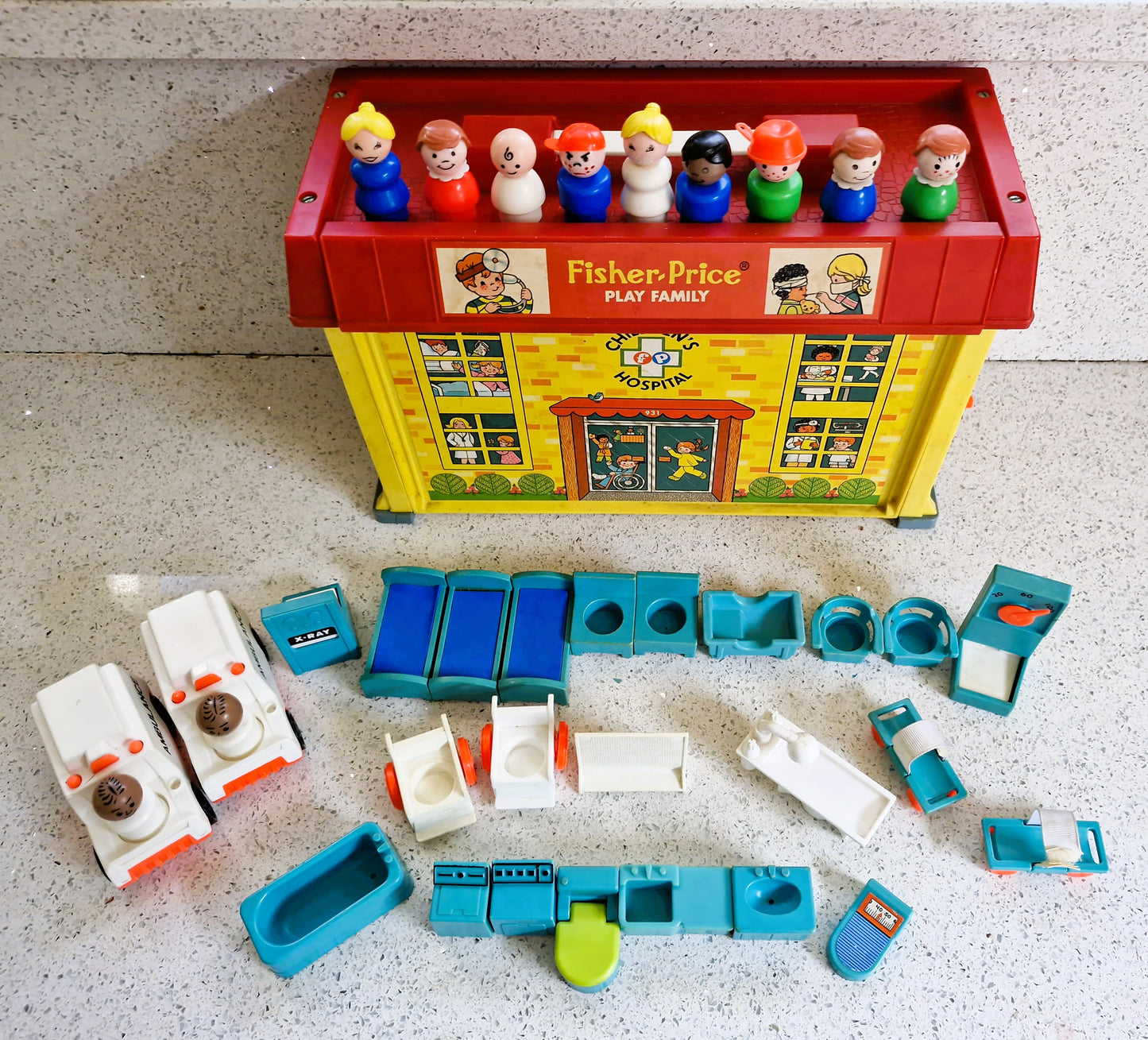 Fisher-Price Children's Hospital, Fisher Price Play Family Children’s Hospital, Fisher Price Hospital, Play Family, Fisher Price, Little People