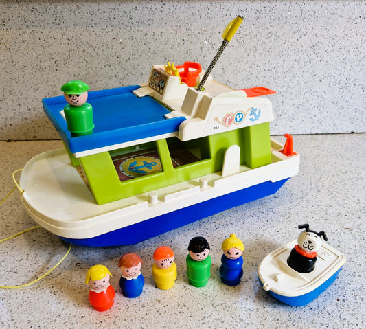 Vintage Fisher-Price Play Family Houseboat, Fisher Price Houseboat, #985 Play family Houseboat, 70s Fisher Price