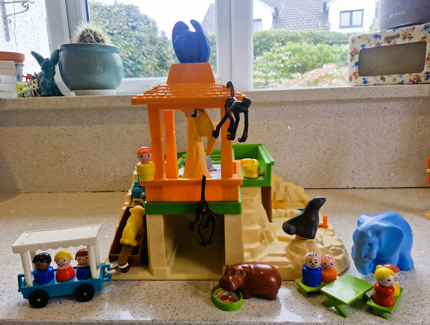 Fisher-Price zoo, Original 80s Vintage Toy, Fisher Price Zoo, Vintage Fisher Price Toy, Boxed