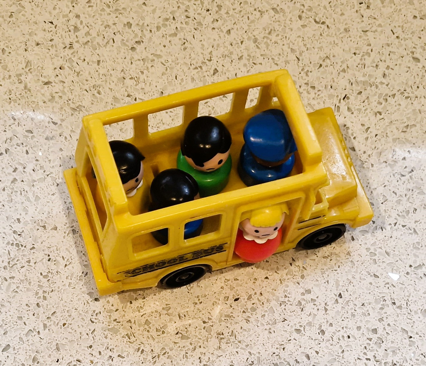 Vintage Fisher Price Yellow School Bus with Little People Figures, 80s Fisher Price Toys