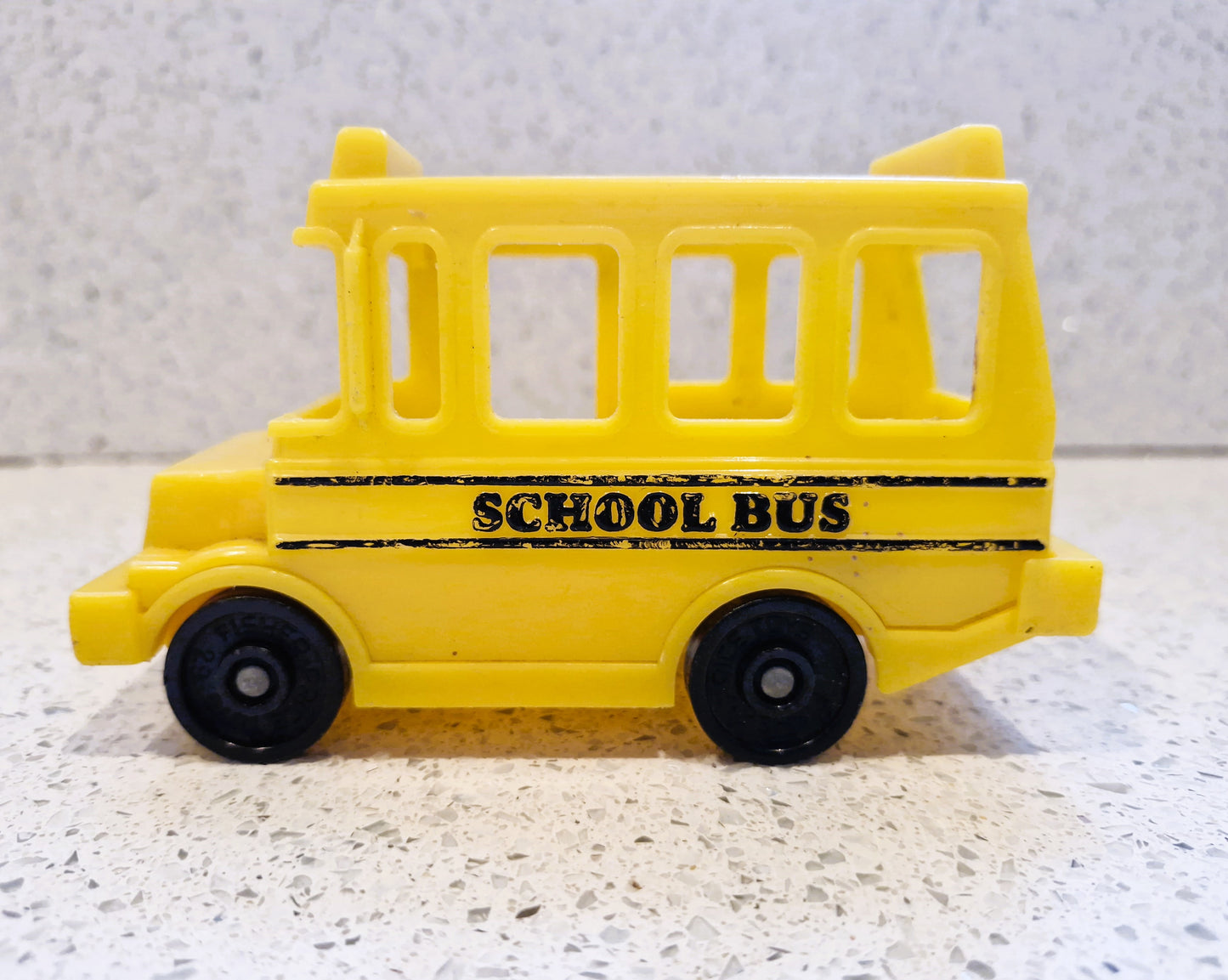 Vintage Fisher Price Yellow School Bus with Little People Figures, 80s Fisher Price Toys