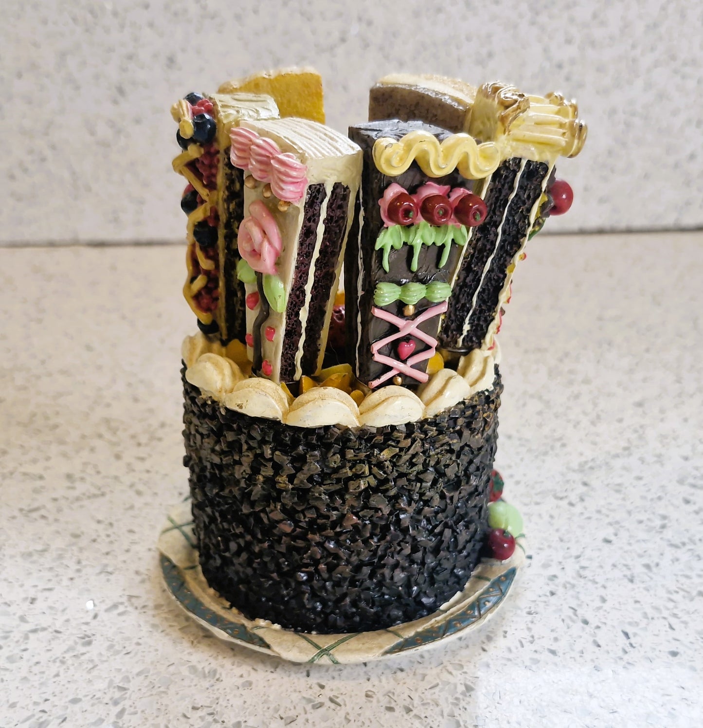 Vintage Patessarie Butter Spreaders, Cake Butter Spreader set, Ceramic Handle,