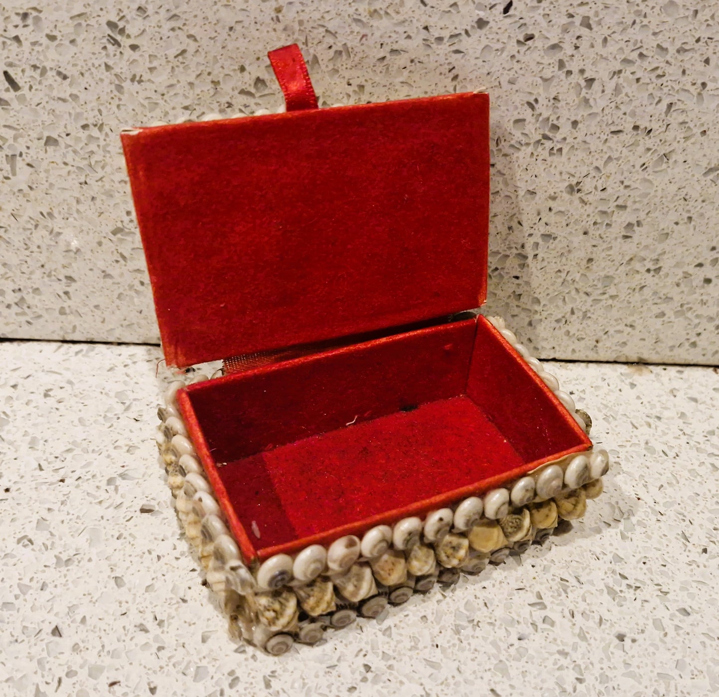 Shell Covered Jewellery Box, Vintage Sea Shell Box, Shell Trinket Box, Sea Shells, small