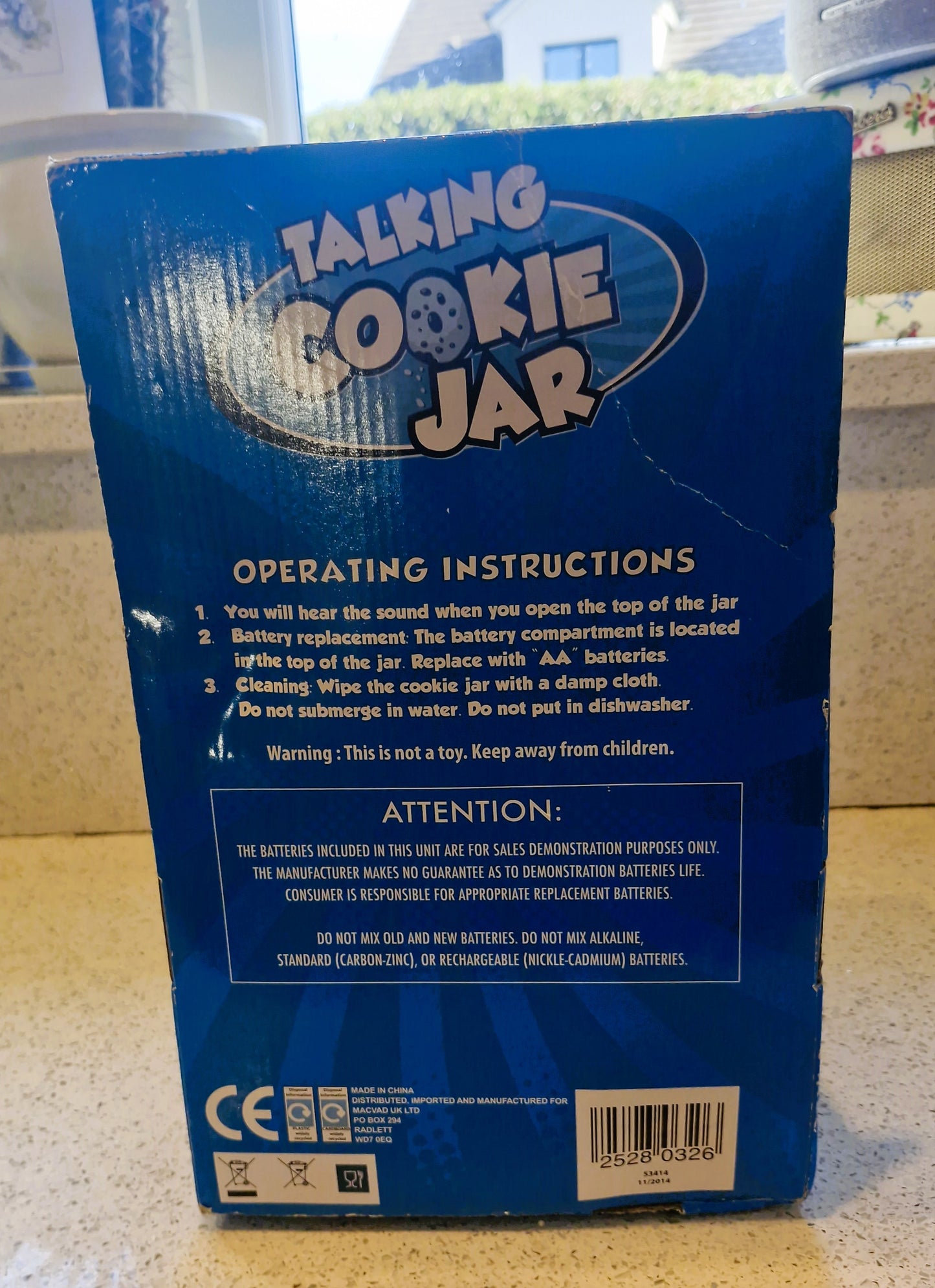 BOXED, Vintage Pig Cookie Jar: Novelty Oinking Sound, 10 Inches, Never used, Immaculate