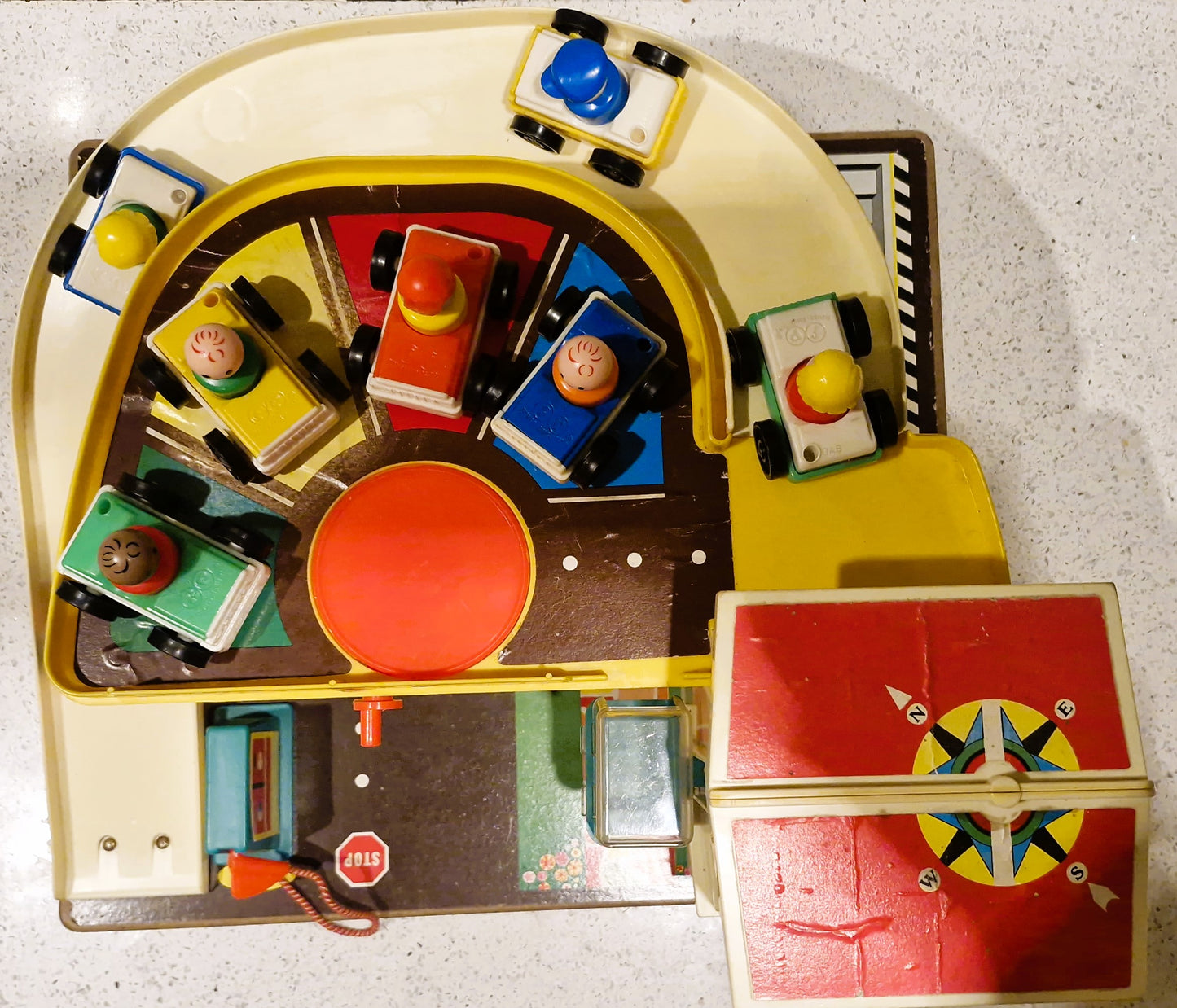 70s Fisher-Price Garage, Vintage Fisher Price Toys, Little People