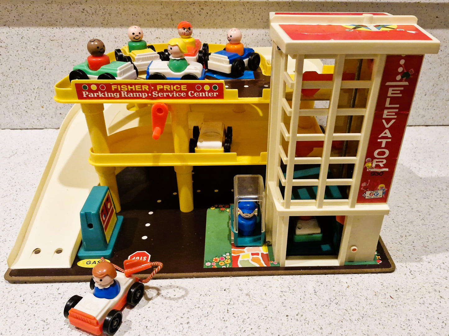 70s Fisher-Price Garage, Vintage Fisher Price Toys, Little People