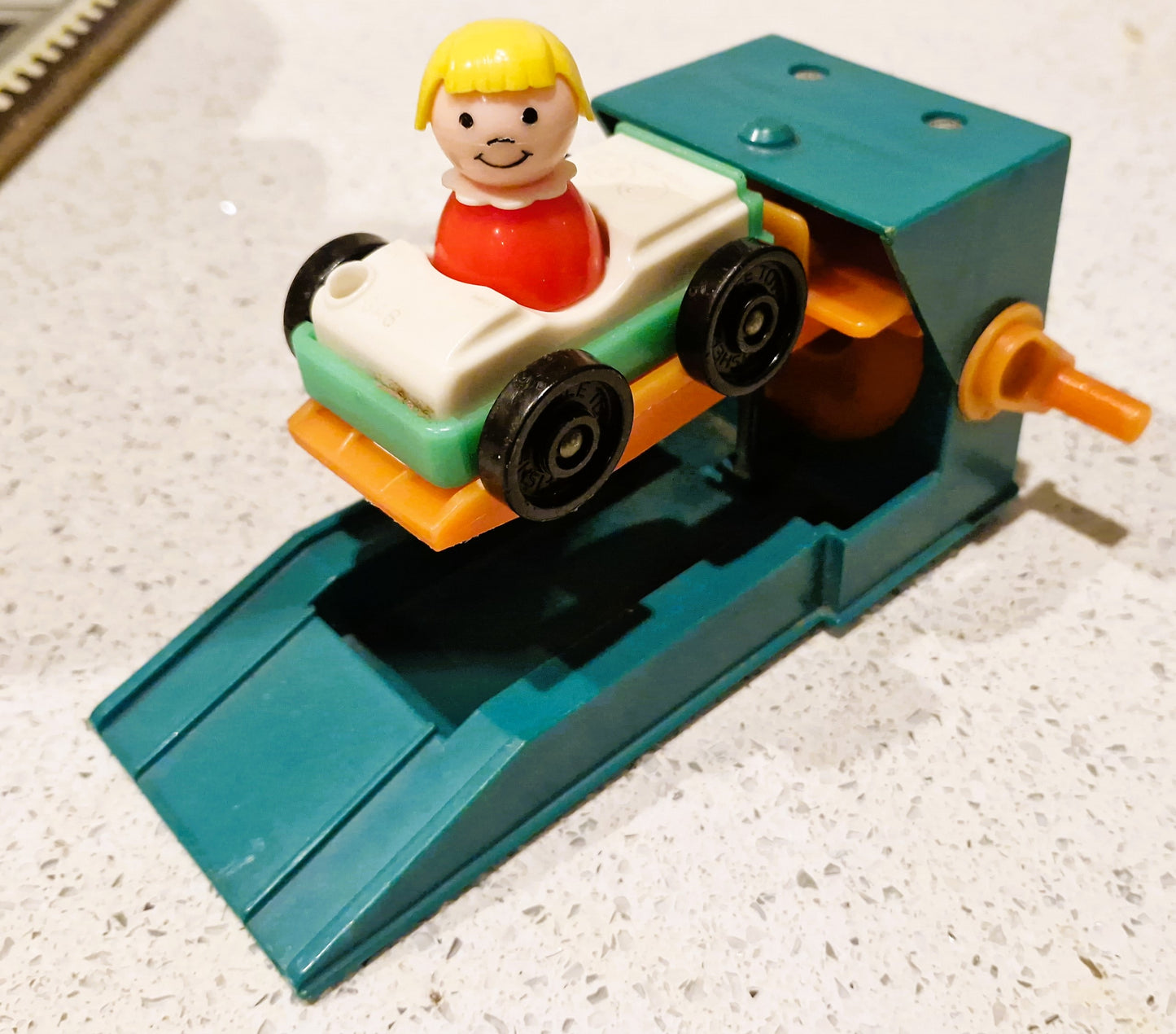 70s Fisher-Price Garage, Vintage Fisher Price Toys, Little People