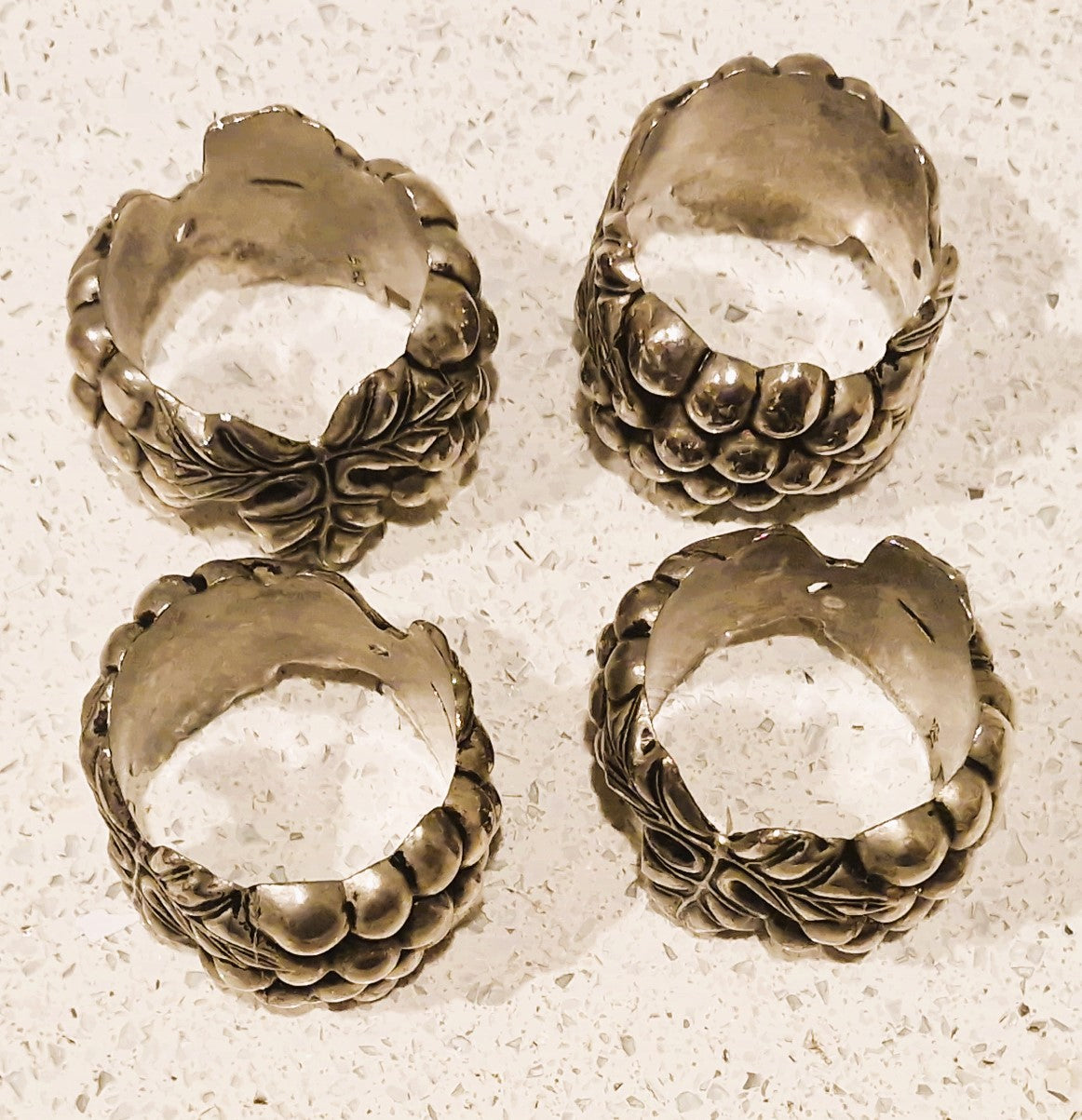 SILEA silver plated Grape Vine Napkin rings: Set of 4, Silver Plated Napkin Rings, Vintage