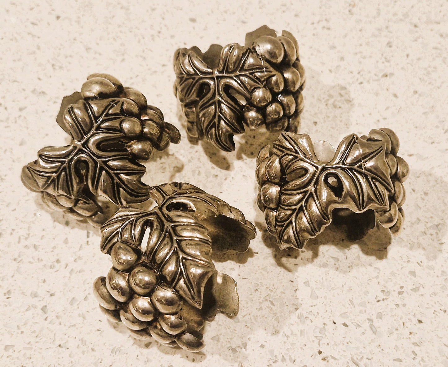 SILEA silver plated Grape Vine Napkin rings: Set of 4, Silver Plated Napkin Rings, Vintage