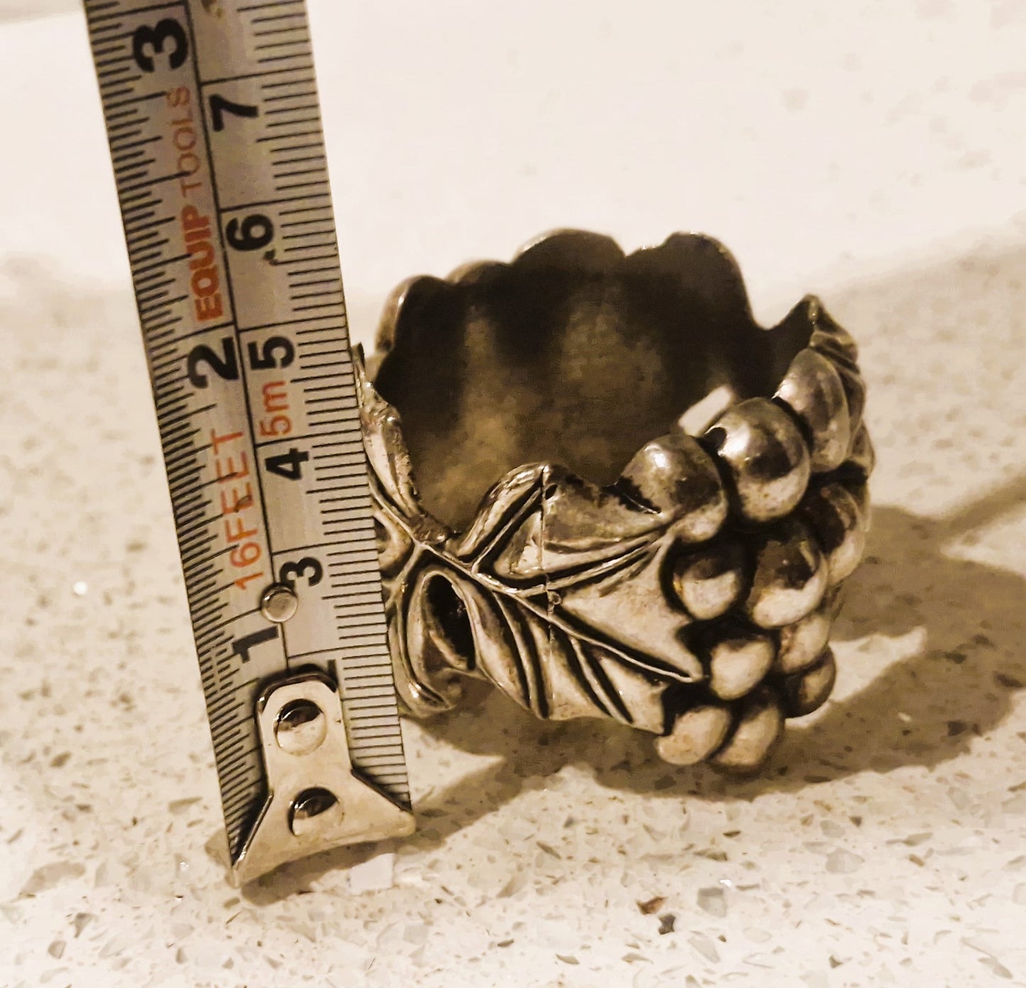 SILEA silver plated Grape Vine Napkin rings: Set of 4, Silver Plated Napkin Rings, Vintage