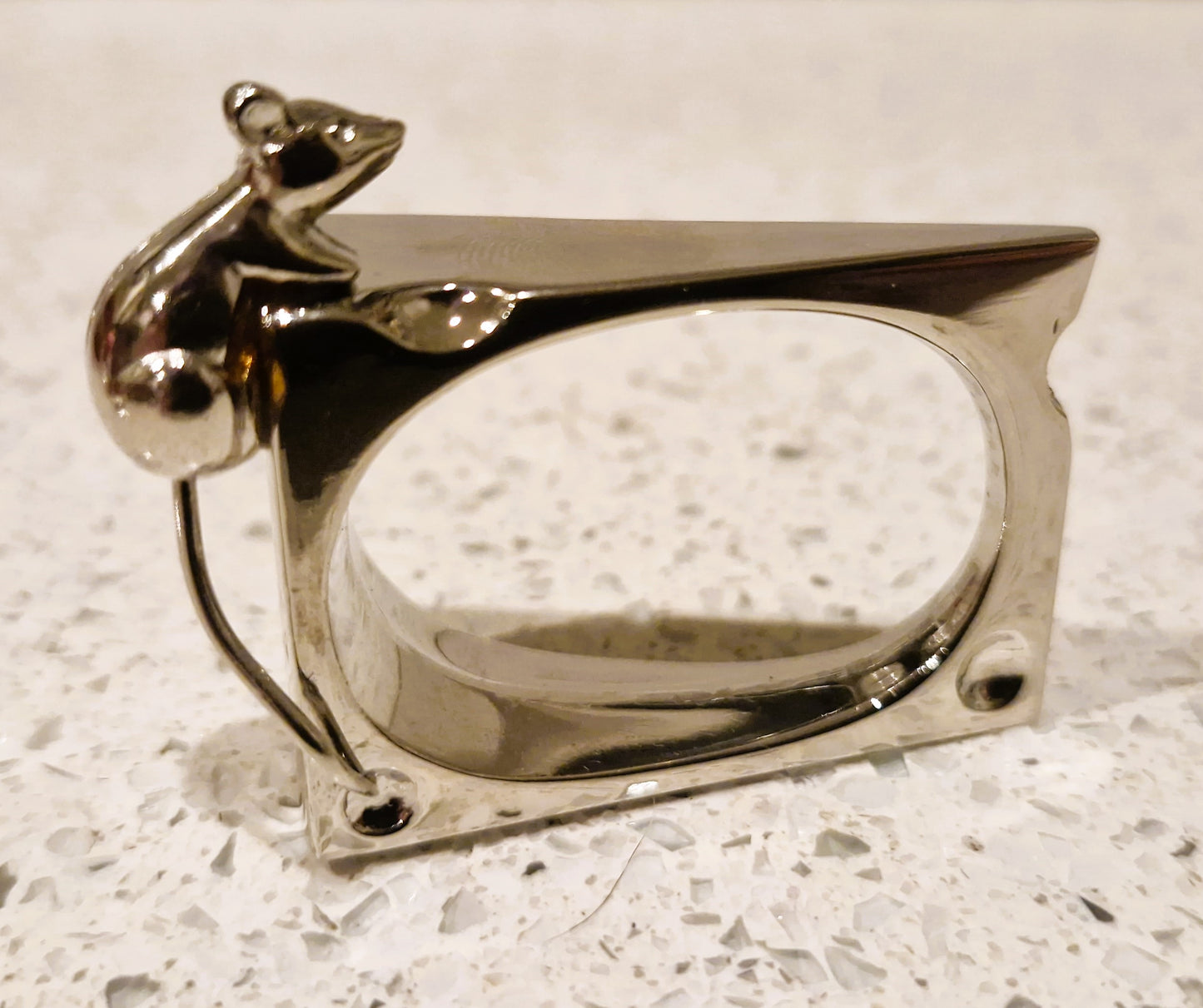 SILEA silver plated Mice on Cheese Napkin rings: Set of 4, Silver Plated Napkin Rings, Vintage