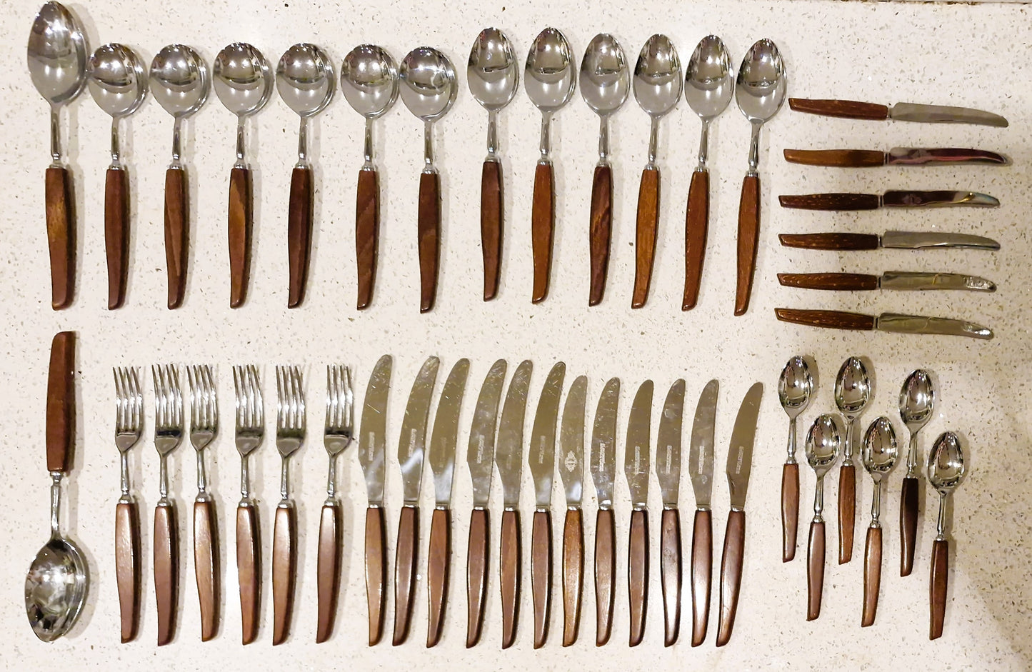 Vintage Glosswood Stainless Steel Cutlery Set: 44 Piece, 6 Full Settings, Mid-Century Sheffield England
