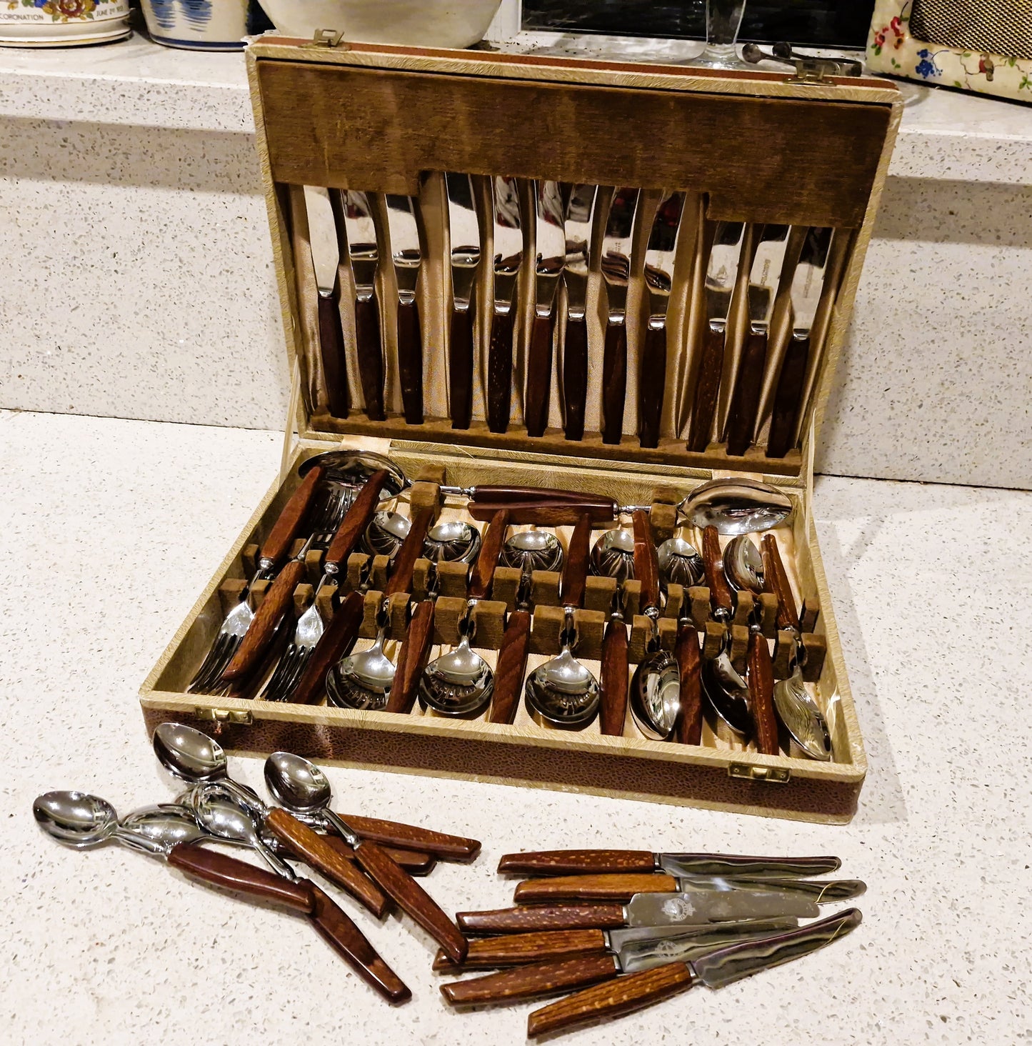 Vintage Glosswood Stainless Steel Cutlery Set: 44 Piece, 6 Full Settings, Mid-Century Sheffield England