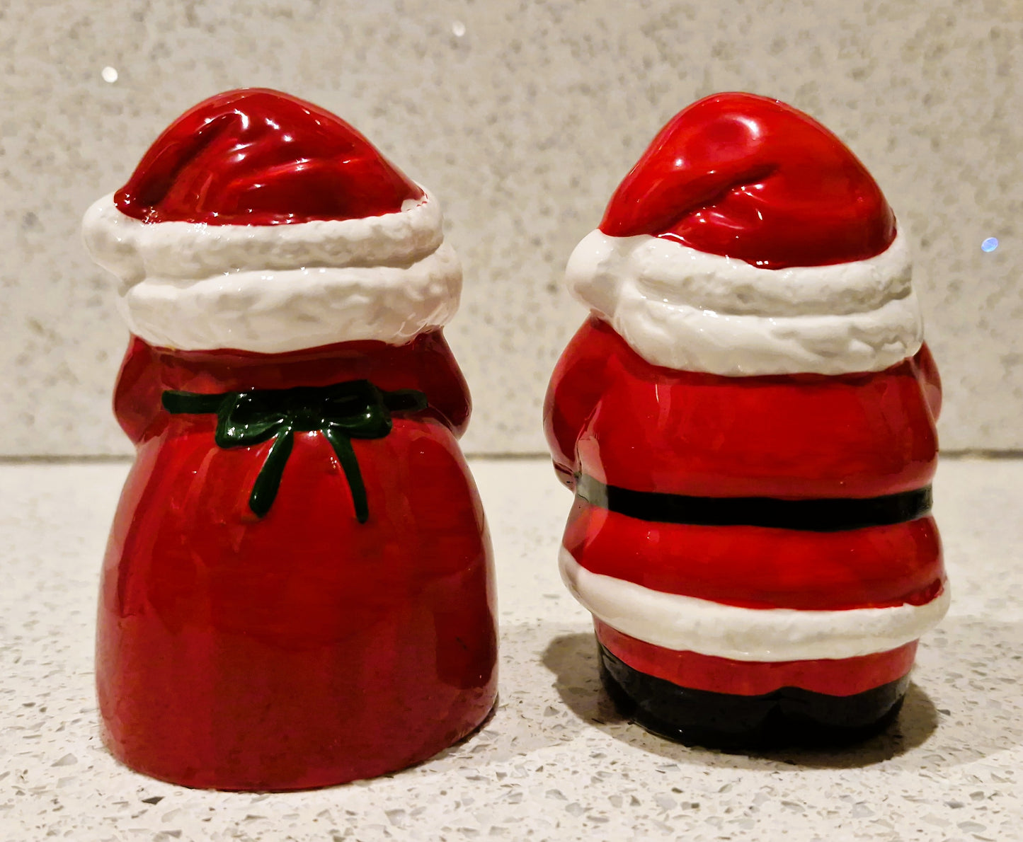 Vintage, Christmas Salt and Pepper Shaker Set, Santa, Mr and Mrs Claus, Vintage Santa, Ceramic, Christmas Cruet Set, Christmas Dinner