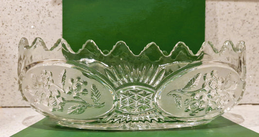 Vintage Crystal Trifle Bowl: Oval Shaped, Excellent condition