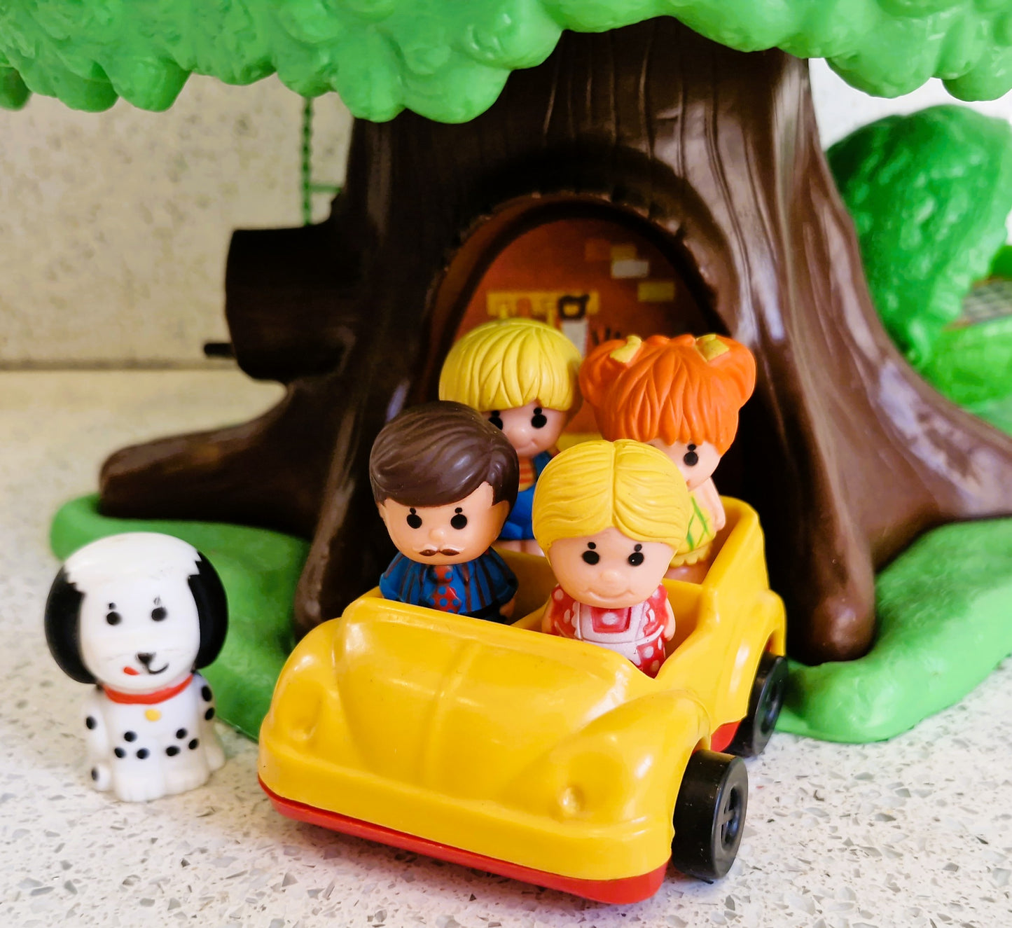 Vintage Palitoy Discovery Time Pop Up Tree House with Family & Car