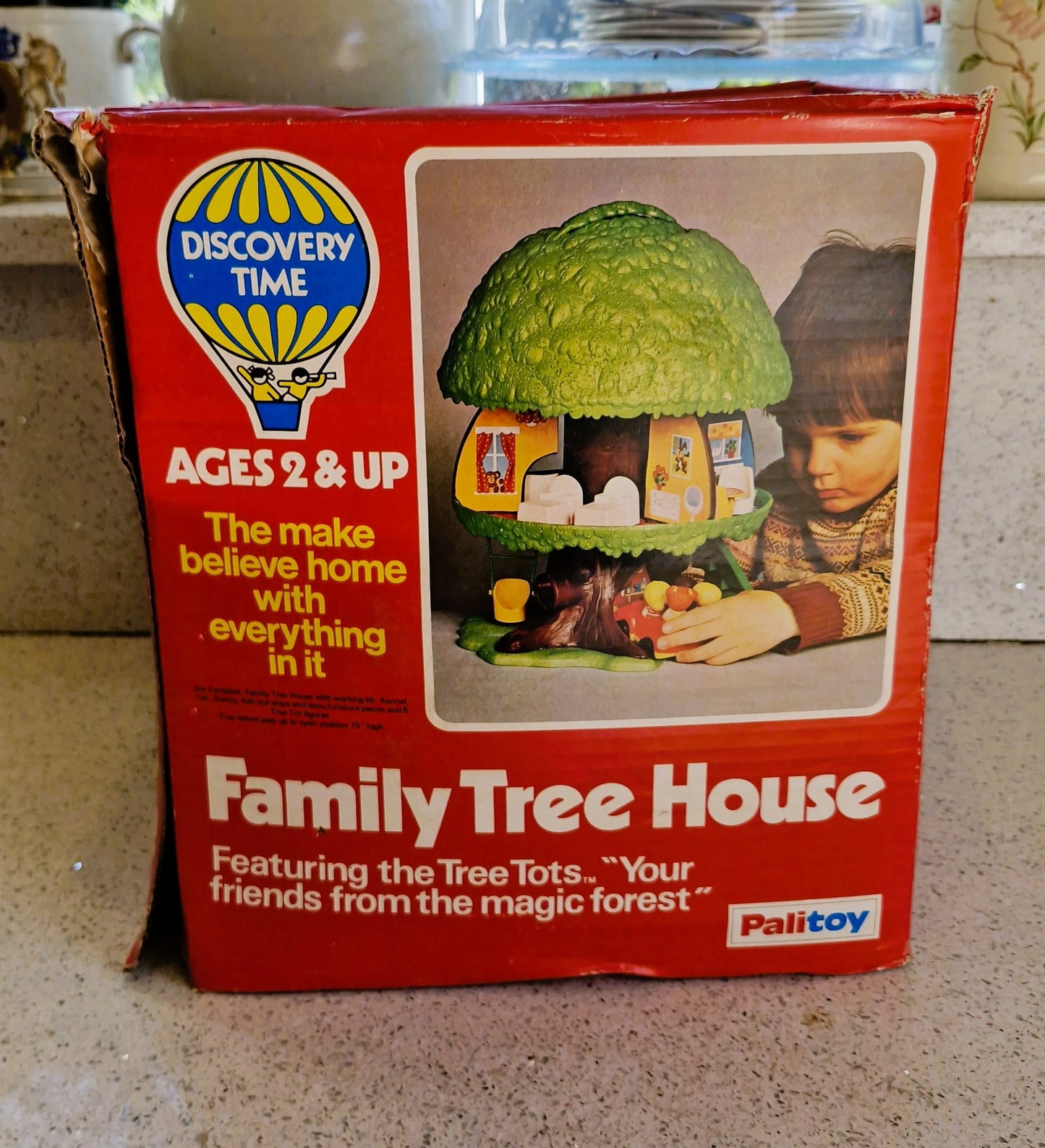 Vintage Palitoy Discovery Time Pop Up Tree House with Family & Car