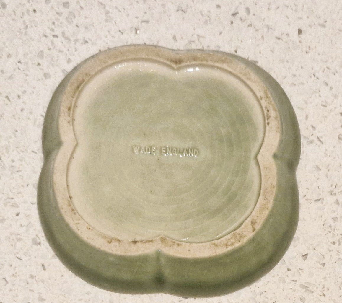 Vintage Wedgewood kleine Teller, Schmuckschalen, Potpourri, Williamsburg, NK510, Williamsburg von Eturia, Schmuckschalen