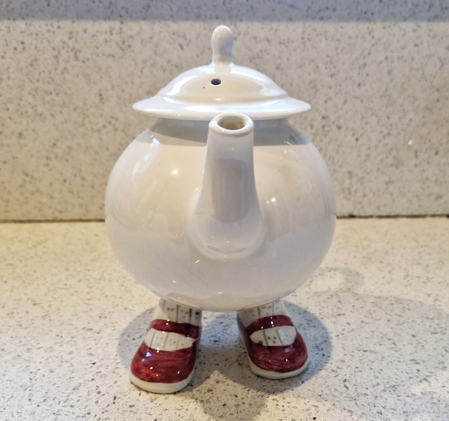 Carltonware, Walking Teapot, Hand Painted, Carltonware Walking Teapot, Made in England, English Pottery,  Tea Pot, Red