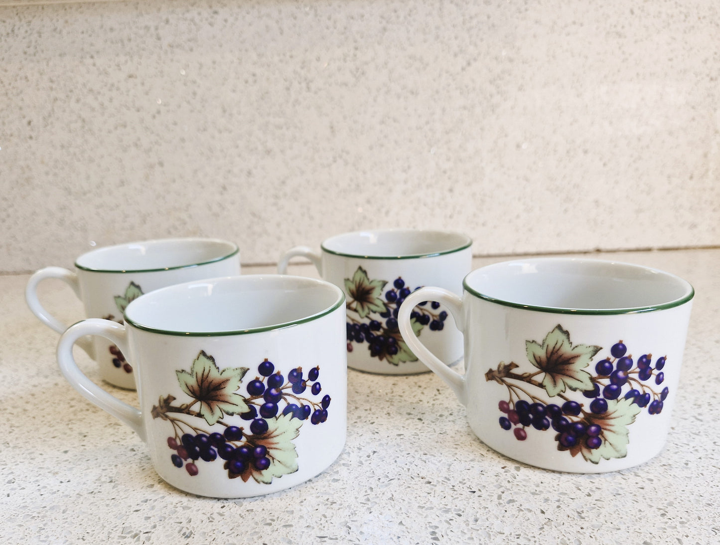 Vintage Royal Worcester Evesham Vale Coffee Mugs - Set of 4 Fruit Tea Cups, Coffee Cups
