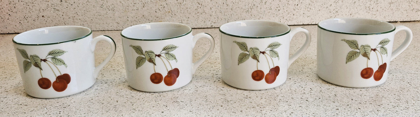 Vintage Royal Worcester Evesham Vale Coffee Mugs - Set of 4 Fruit Tea Cups, Coffee Cups