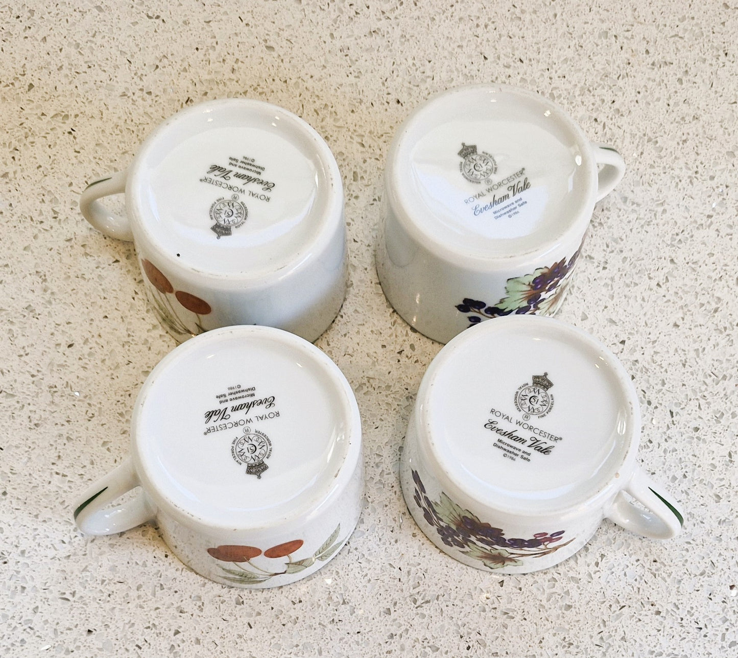 Vintage Royal Worcester Evesham Vale Coffee Mugs - Set of 4 Fruit Tea Cups, Coffee Cups