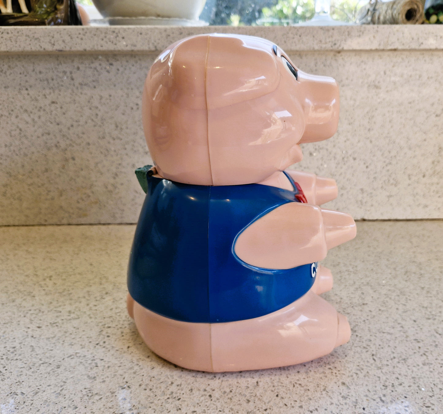 Vintage Pig Cookie Jar: Novelty Oinking Sound, 10 Inches, Never used, Immaculate, Talking Cookie Jar, Fun da Mentals