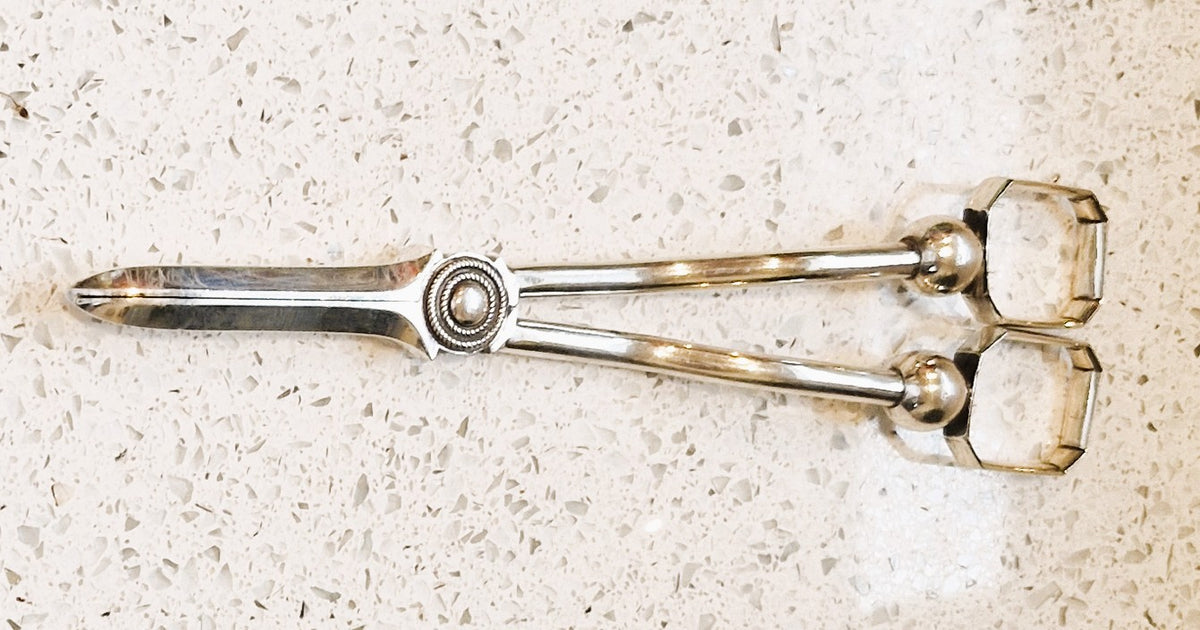 Vintage Silver Plated Art Deco / Arts and Crafts Grape Scissors, English