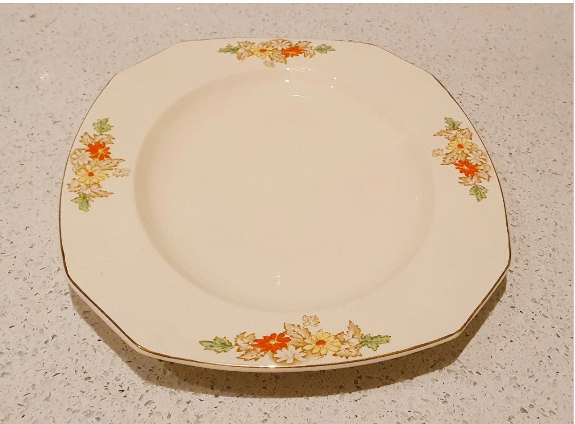 ALFRED MEAKIN, Marigold, Bone China, platter, 11 inches, serving plate, platter, sandwich plate, floral Astoria orange flower