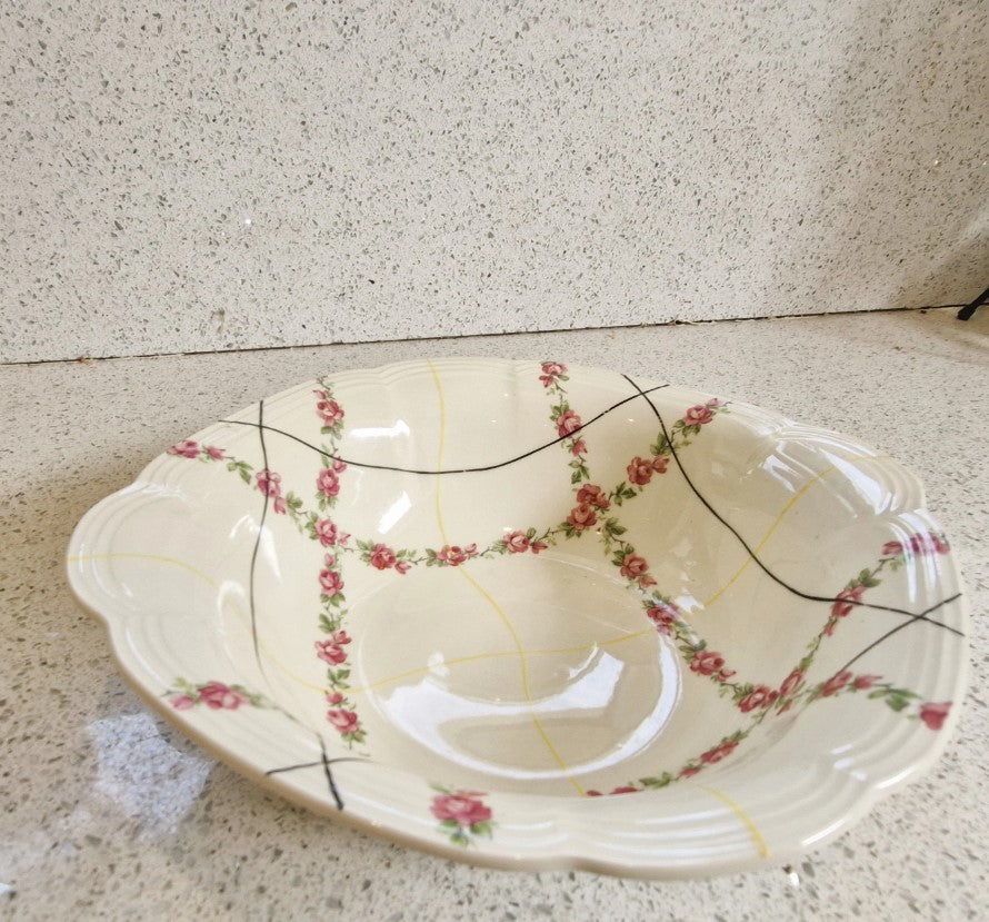 Alfred Meakin, Art Deco, Large Bowl, 1930s, 40s, Flower, Line design, Cream, Black, yellow, Pink, Stamped, Excellent Condition,