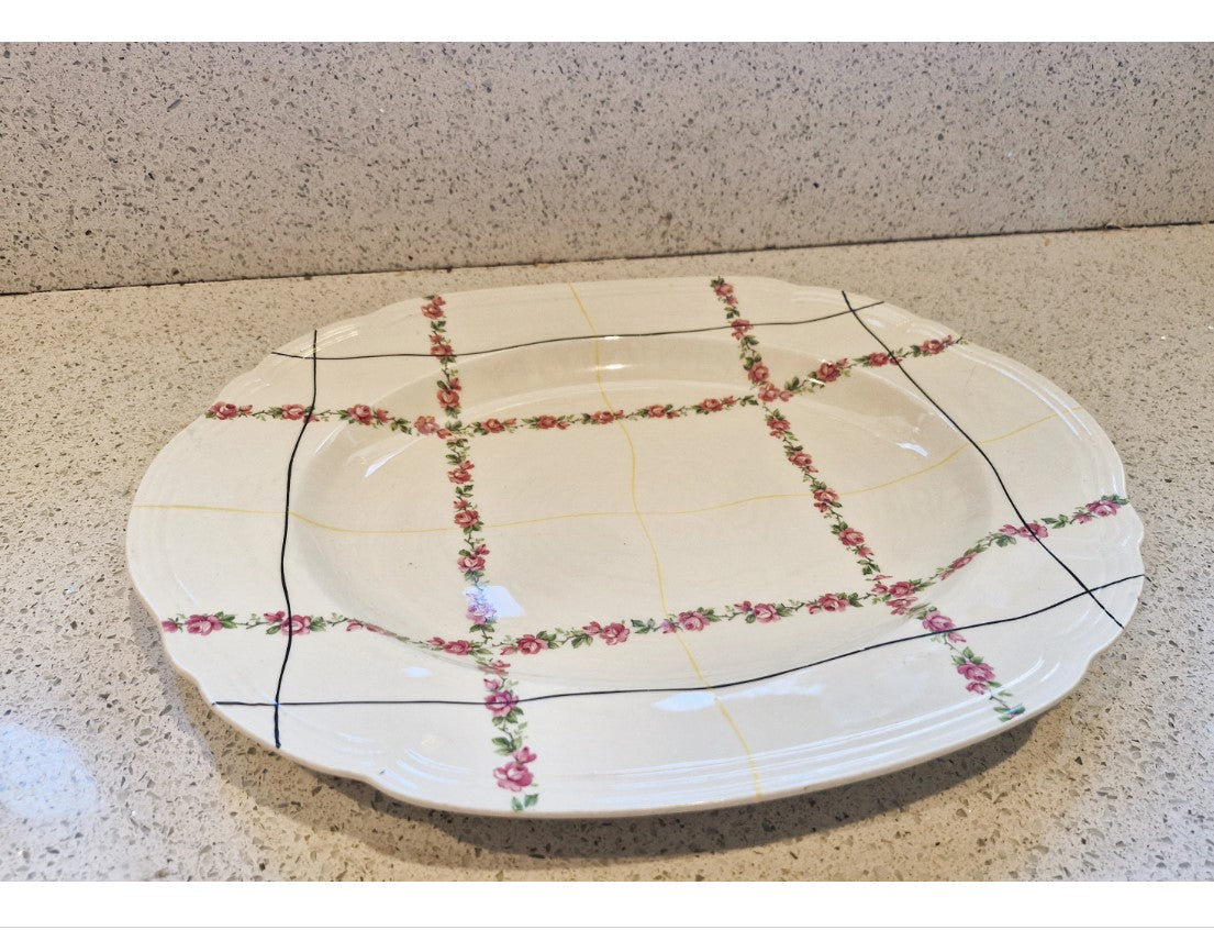 Alfred Meakin, Platter, 1930s, 40s, Flower, Line design, Cream, Black, yellow, Pink, Stamped, Excellent Condition, 12 x 10 Inch