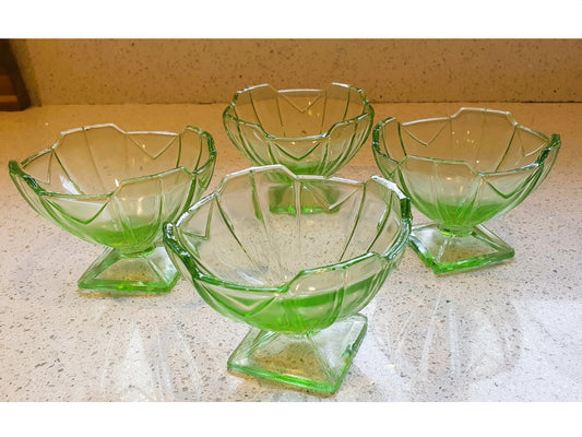 Art Deco Green Glass, Dessert Bowls, Vintage 1930s Green Glass, Ice Cream Glasses