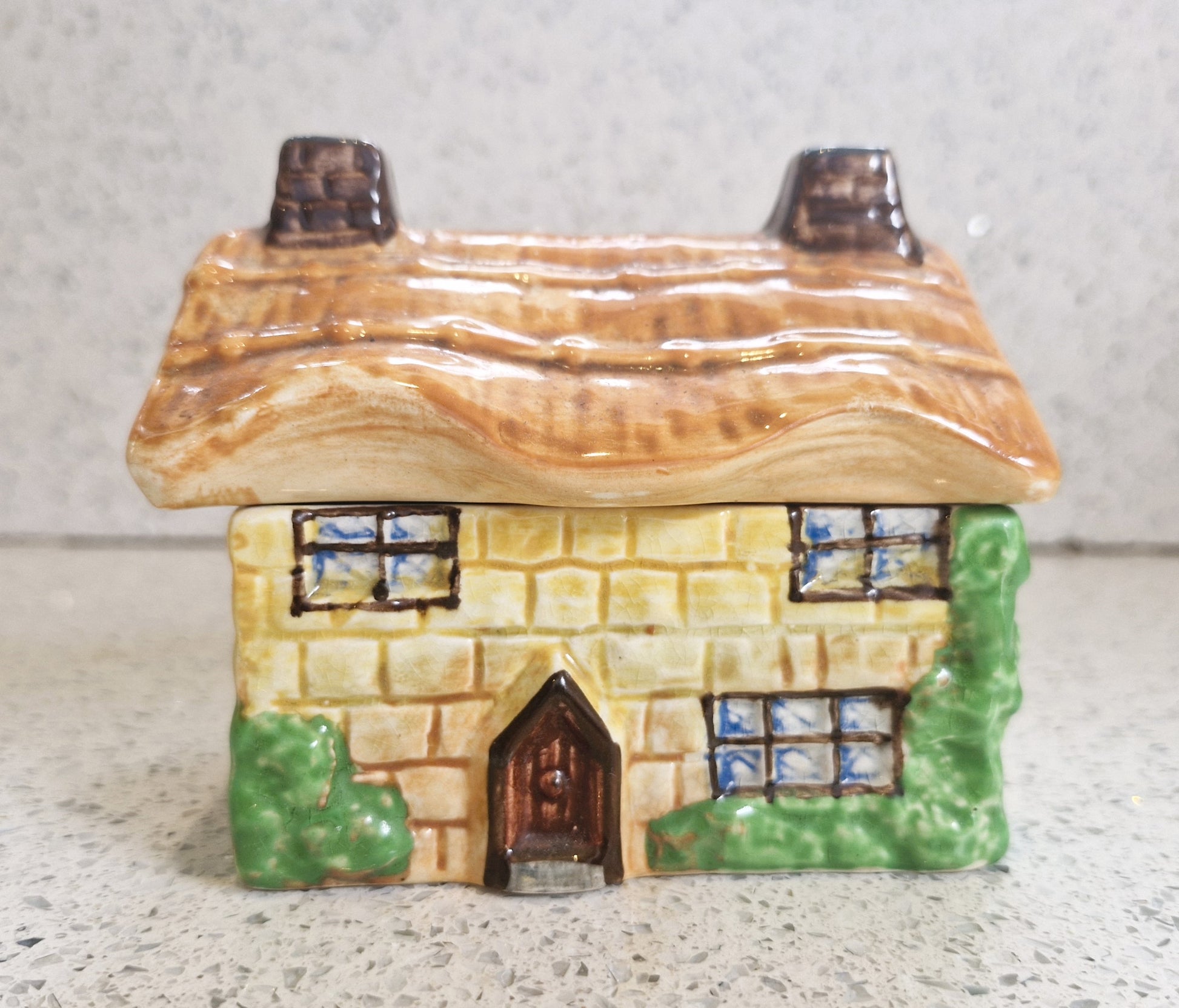 Beswick Butter Dish, Small Cottage Shaped Butter Dish, Cottage Ware, Beswick