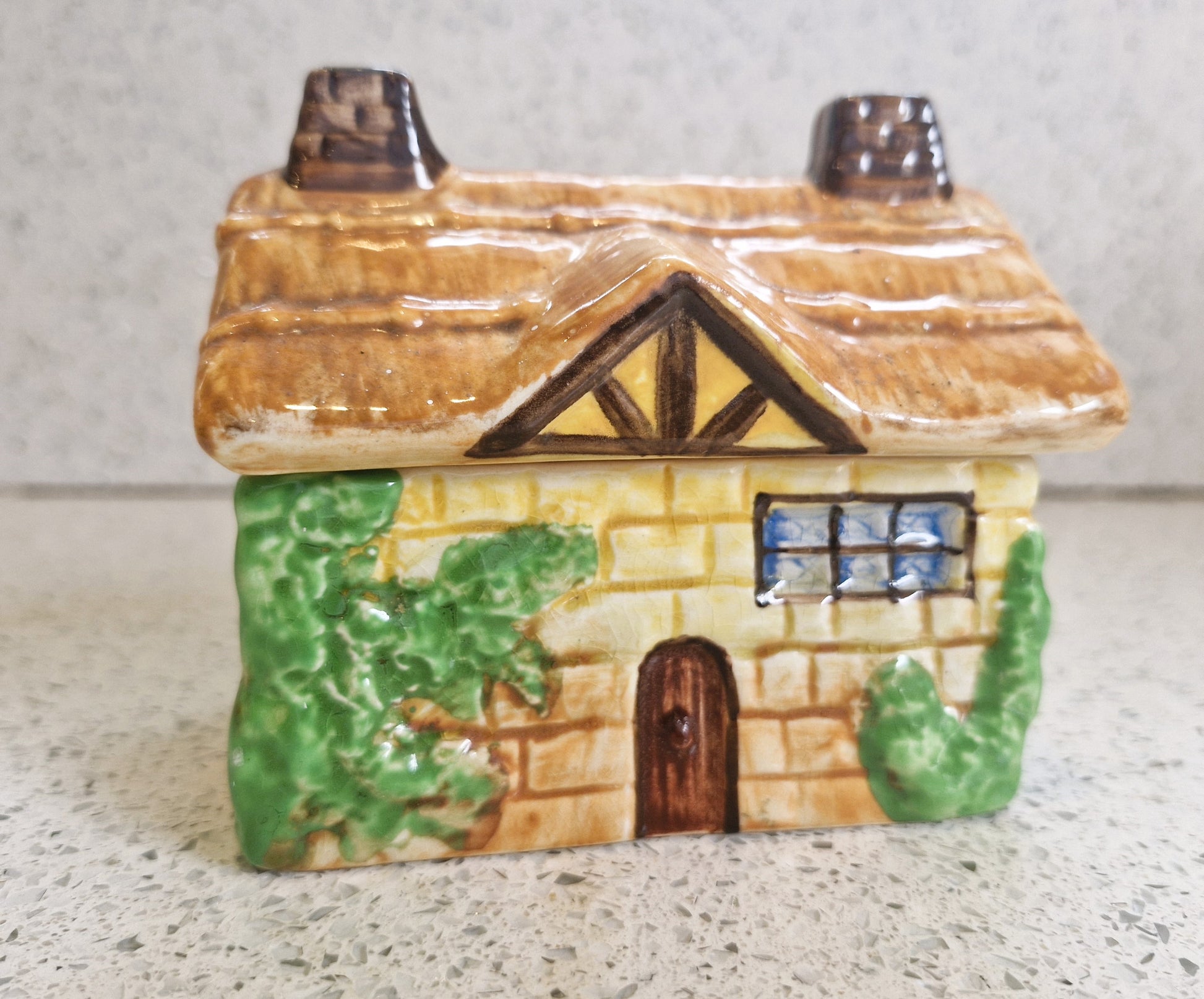 Beswick Butter Dish, Small Cottage Shaped Butter Dish, Cottage Ware, Beswick