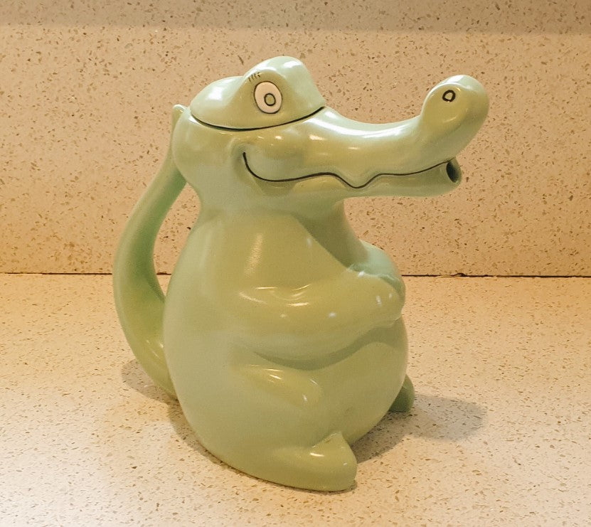 Carltonaare Crocodile, Alligator, Teapot, Carlton Ware Tea Pot, Crocodile, Alligator, Pottery, Green, 60s, Quirky, Kitsch
