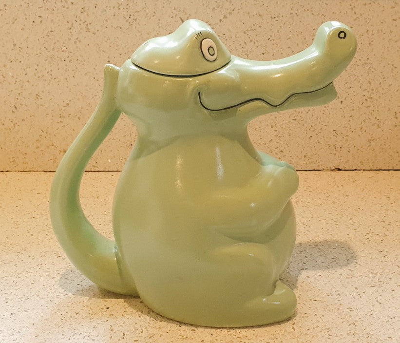 Carltonaare Crocodile, Alligator, Teapot, Carlton Ware Tea Pot, Crocodile, Alligator, Pottery, Green, 60s, Quirky, Kitsch
