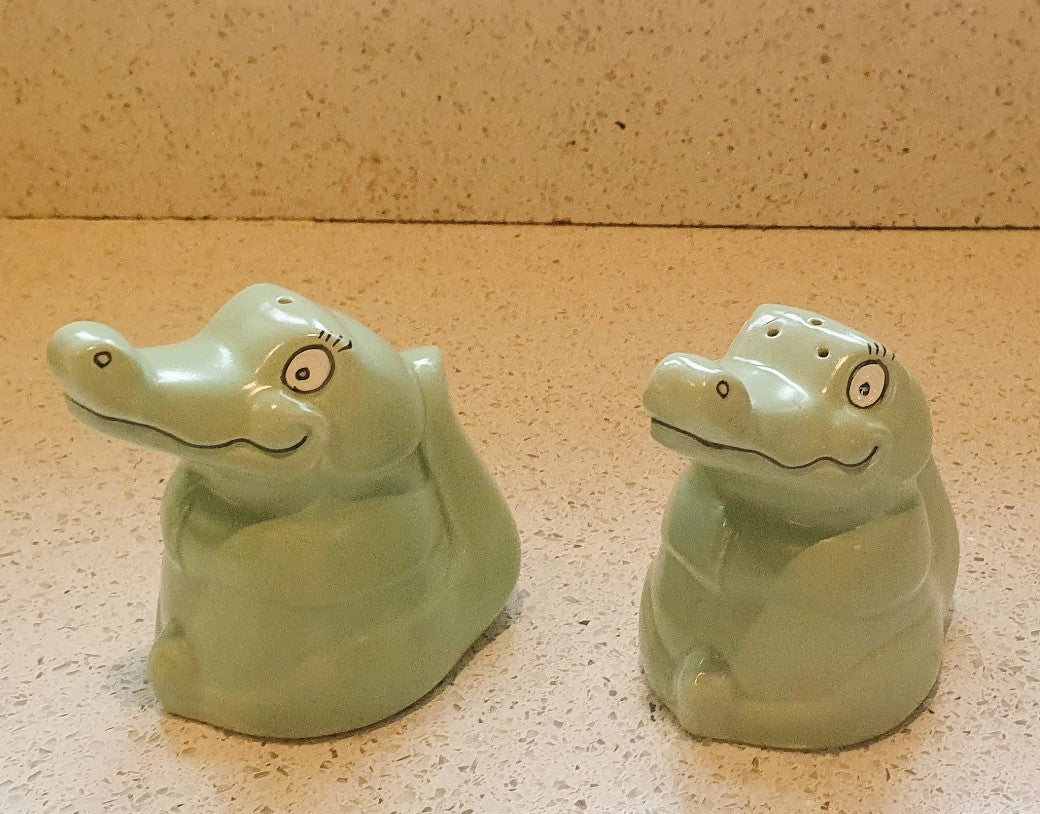 Carltonware, Crocodile,  Alligator, Salt and Pepper pots, Carlton Ware Cruet Set, Vintage, Quirky, 60s Salt and Pepper Shakers 